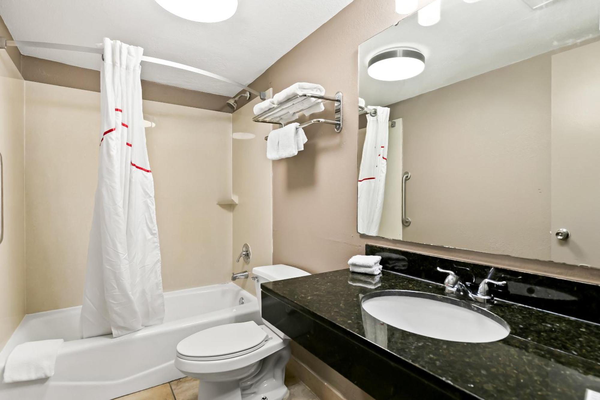 Red Roof Inn & Suites Duncan Kültér fotó